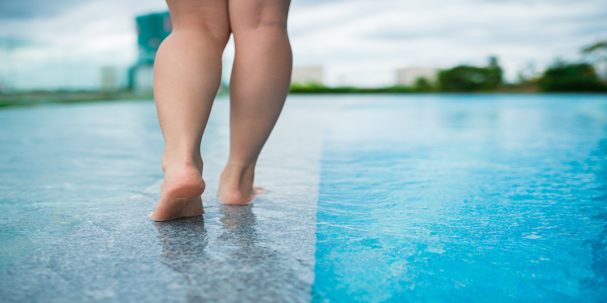 walking at pool